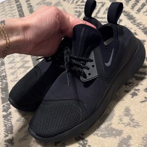 Nike Women’s Black Athletic Sneakers